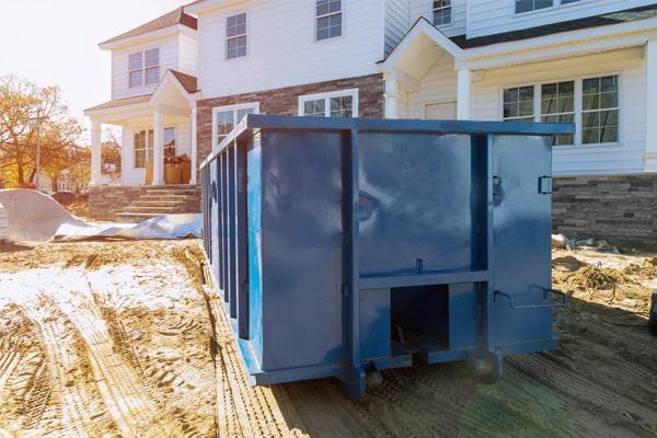 employees at Dumpster Rental of Statesboro